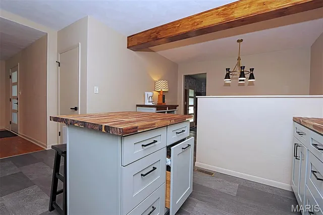 $329,900 | 2717 Jewel Drive, Cape Girardeau, MO 63703