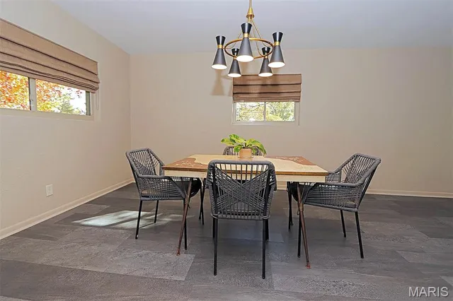 $329,900 | 2717 Jewel Drive, Cape Girardeau, MO 63703