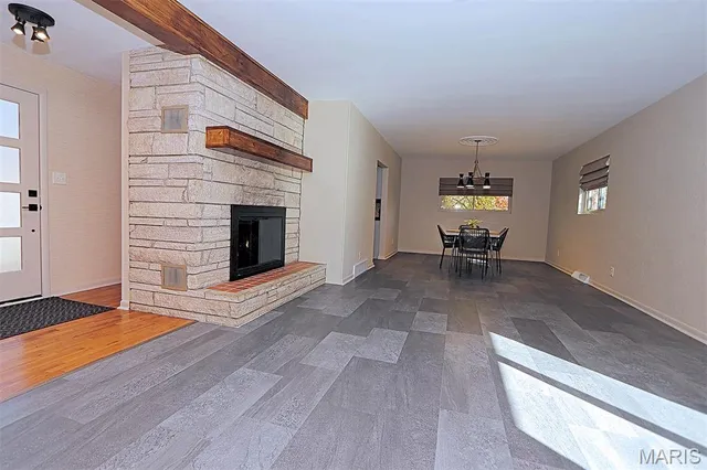 $329,900 | 2717 Jewel Drive, Cape Girardeau, MO 63703