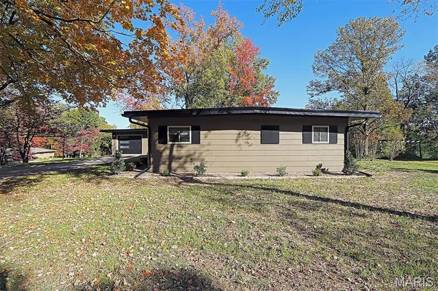 $329,900 | 2717 Jewel Drive, Cape Girardeau, MO 63703