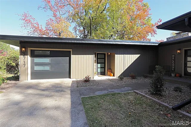 $329,900 | 2717 Jewel Drive, Cape Girardeau, MO 63703