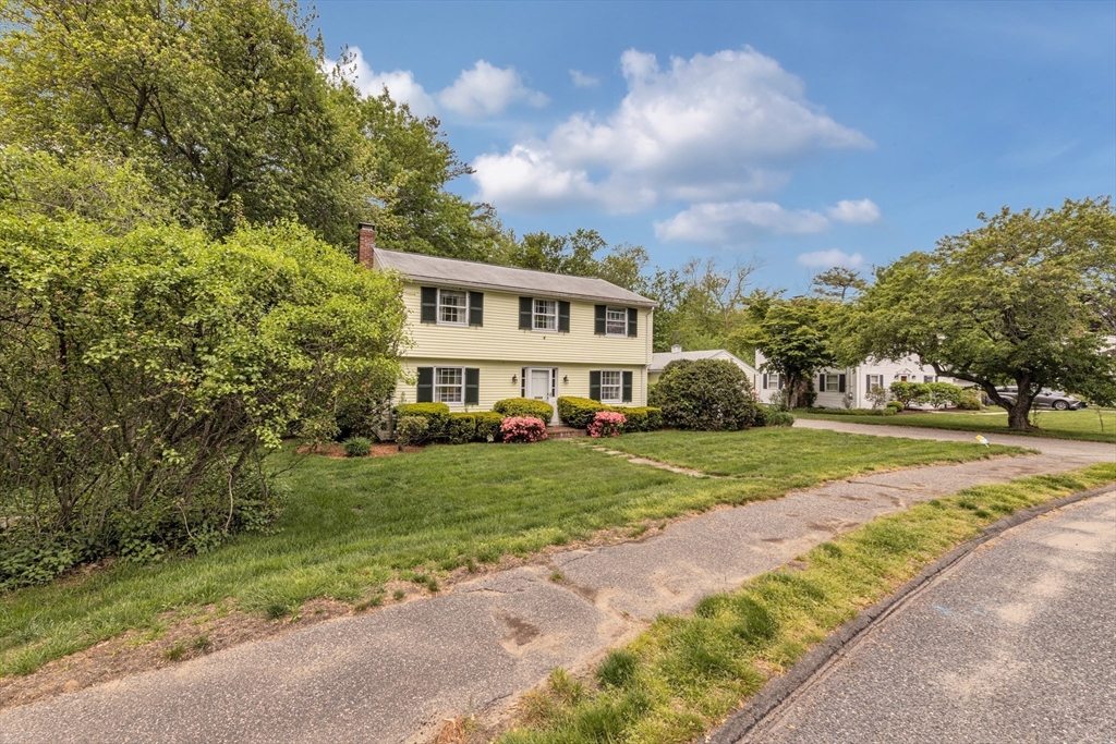 4 Old Wood Road Framingham, MA 01701 - Photo 37 of 39