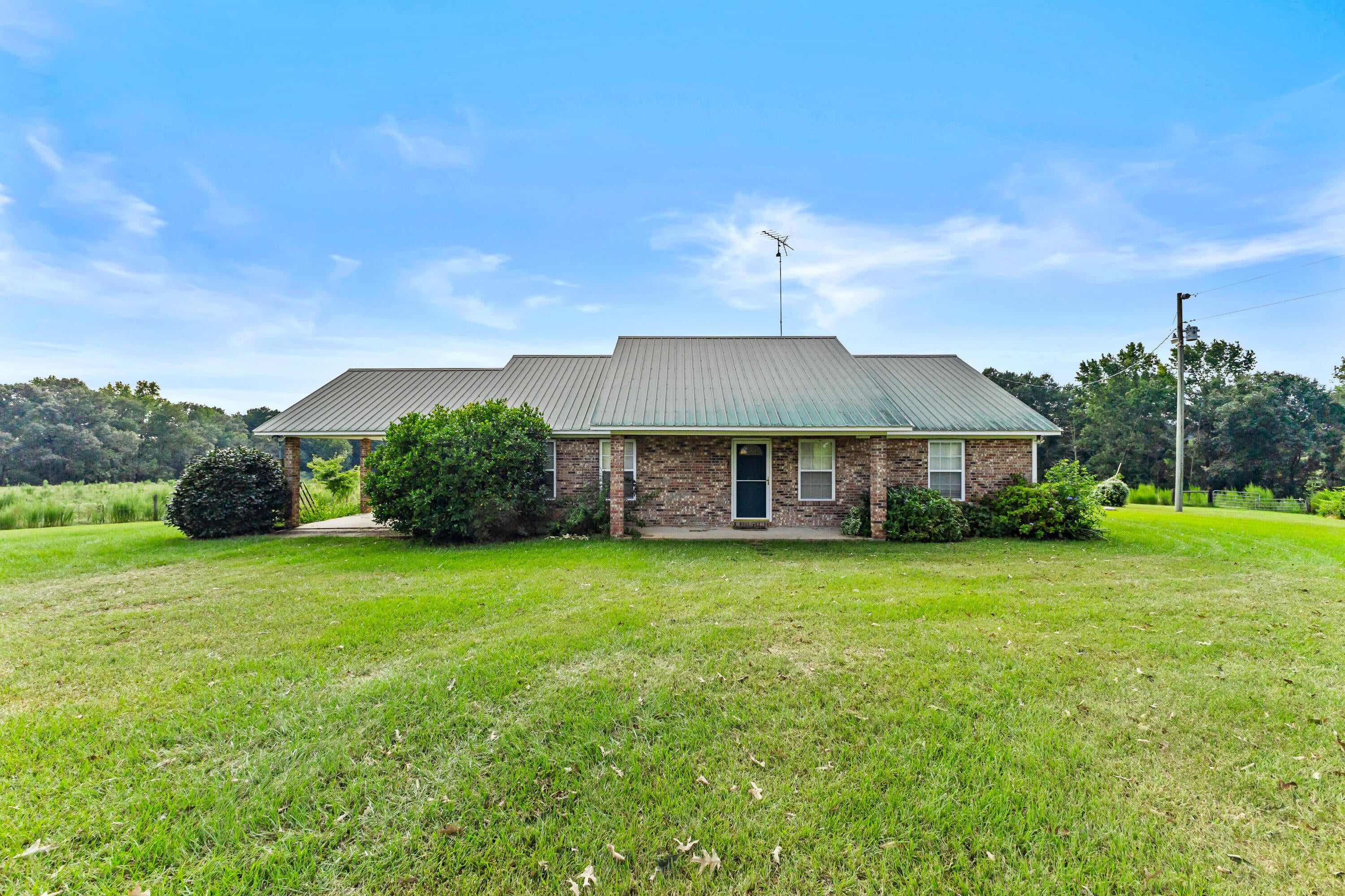 355 George Speed Road Collins, MS 39428 - Photo 1 of 1 Front of house