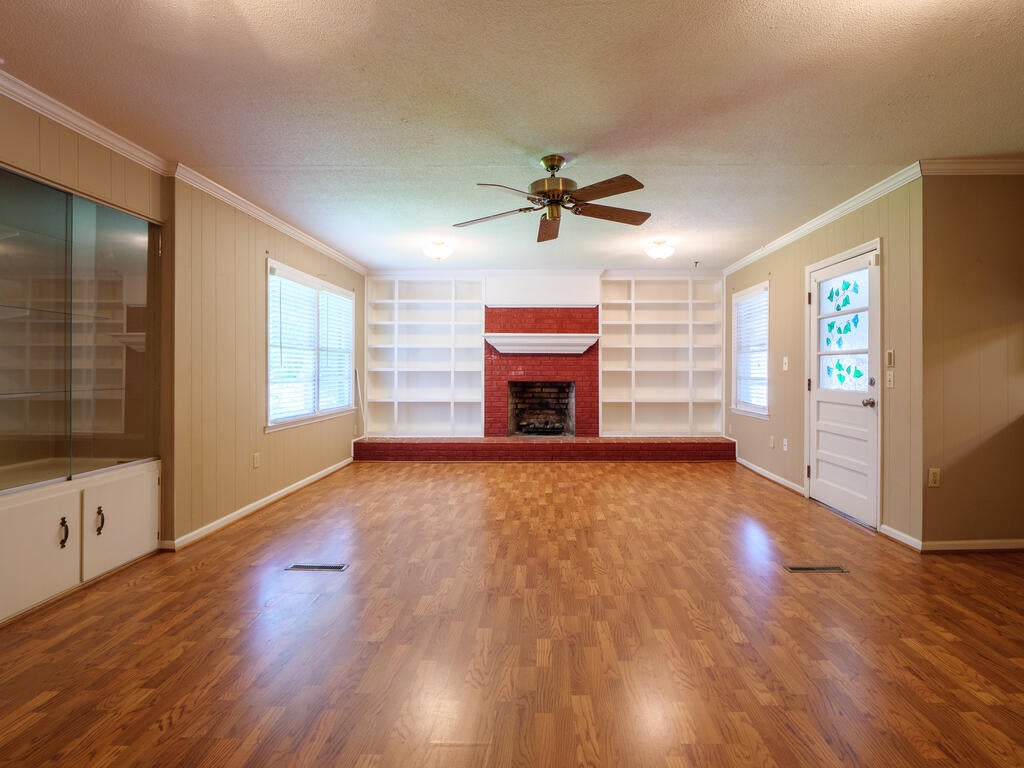 423 Eager Road Valdosta, GA 31602 - Photo 11 of 40 Gallery Image 11