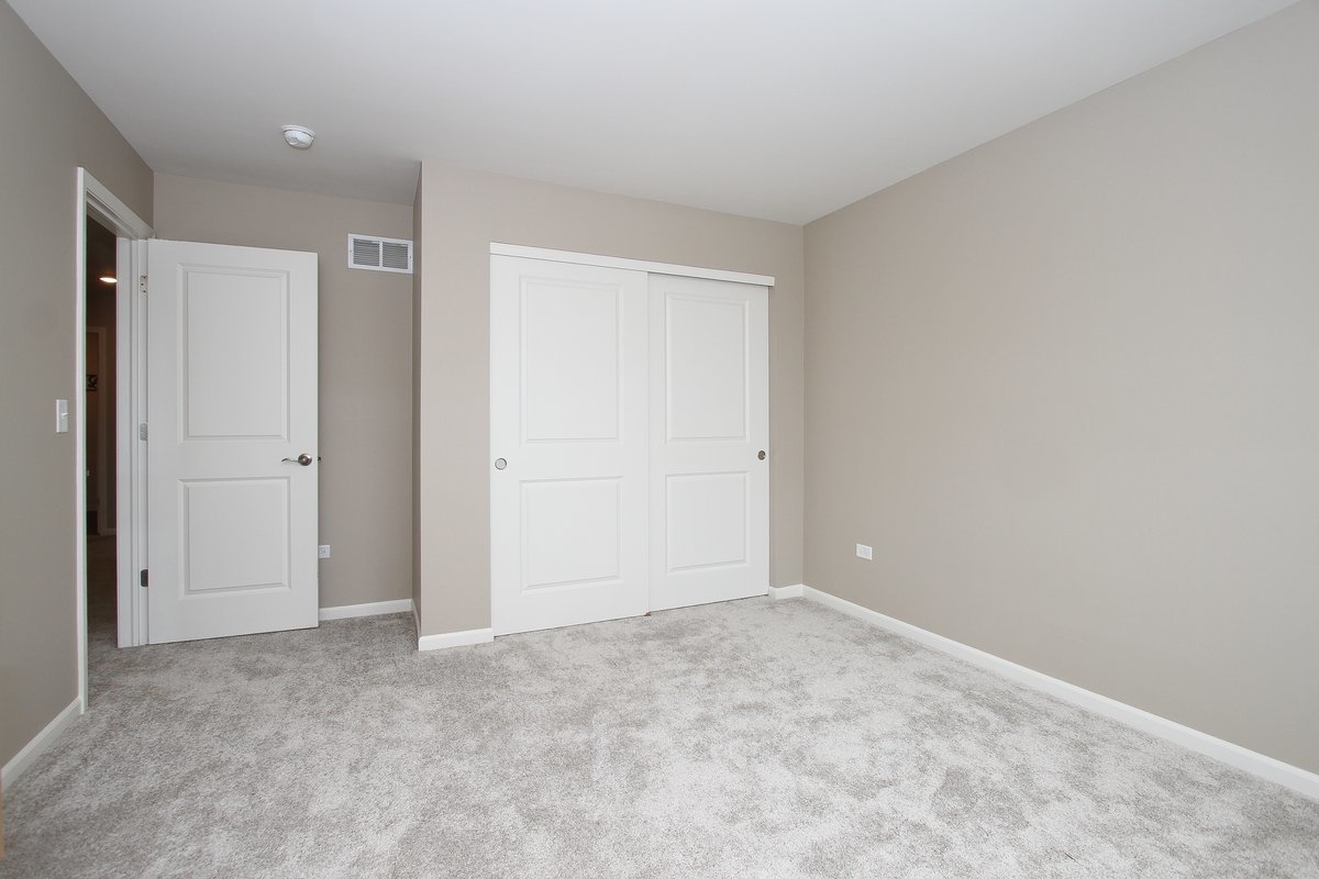 3617 Emerald Road Elgin, IL 60124 - Photo 25 of 34