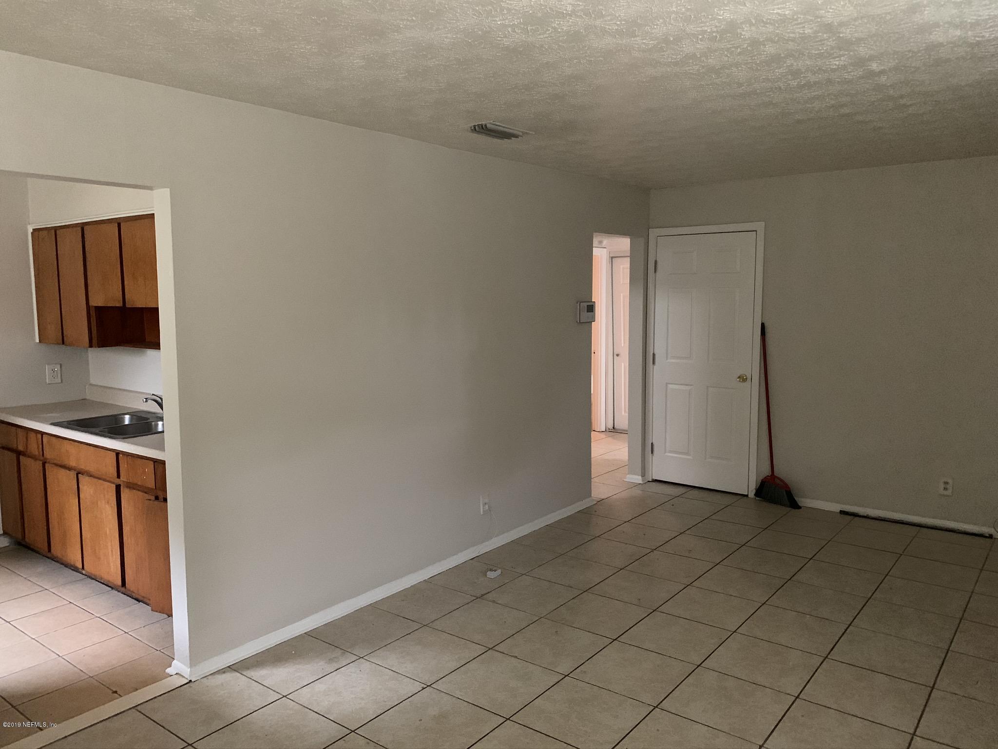 5003 Arrowsmith Road Jacksonville, FL 32208 - Photo 13 of 33 IMG_2608