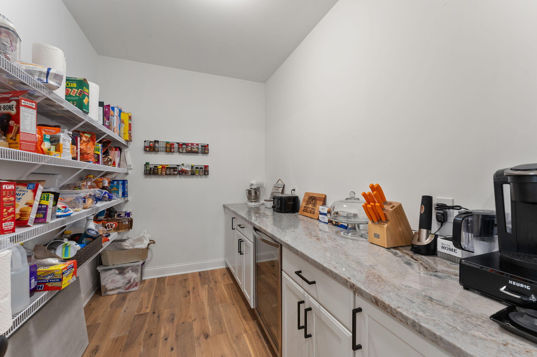 5956 Beacon Lane Portage, IN 46368 - Photo 19 of 57 a view of a workspace with furniture and toys