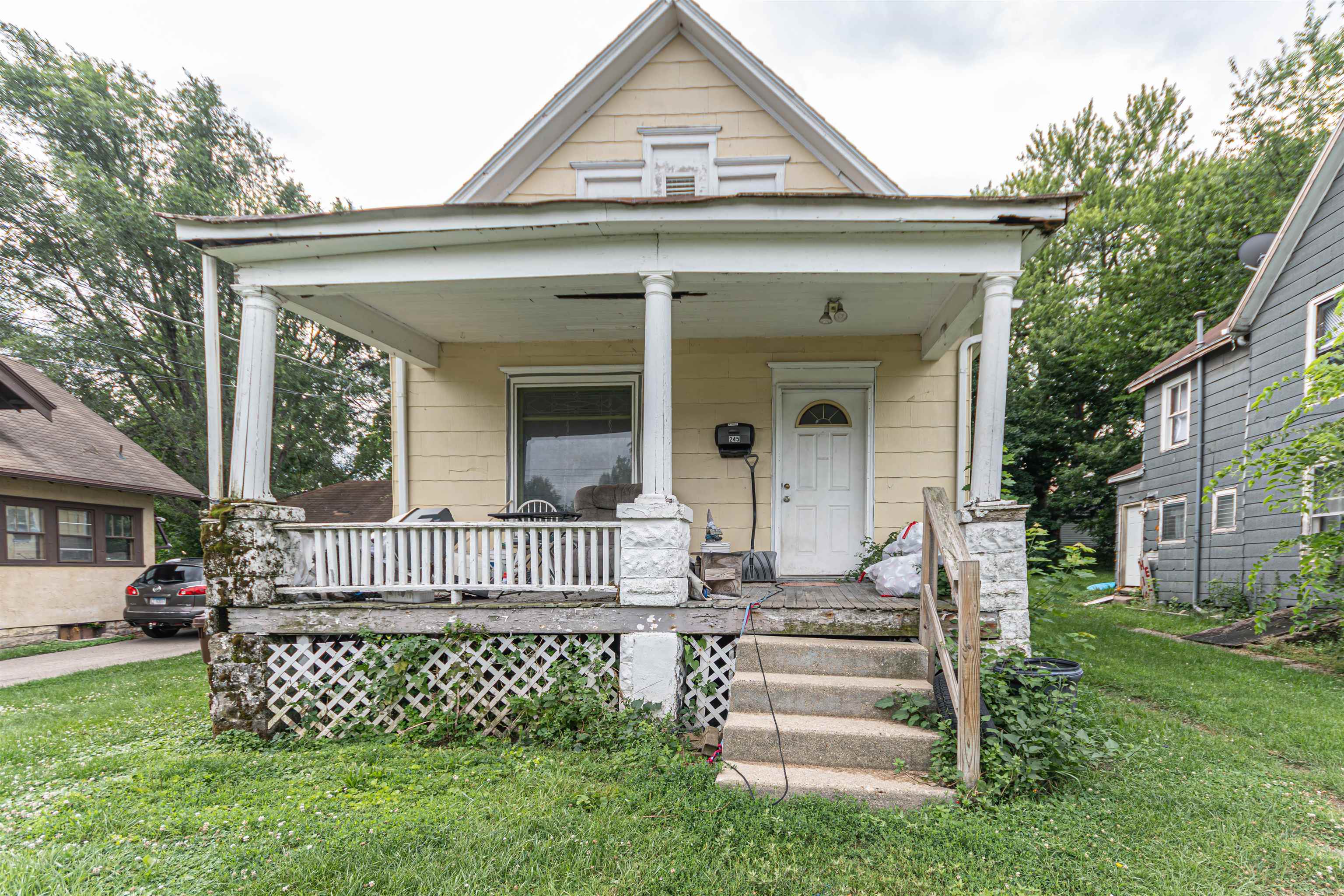 245 West Homer Street Freeport, IL 61032 - Photo 2 of 4