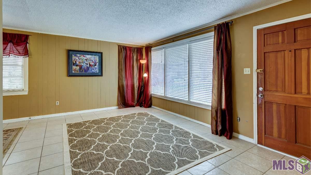 448 Linda Circle Baton Rouge, LA 70806 - Photo 2 of 18 Gallery Image 2