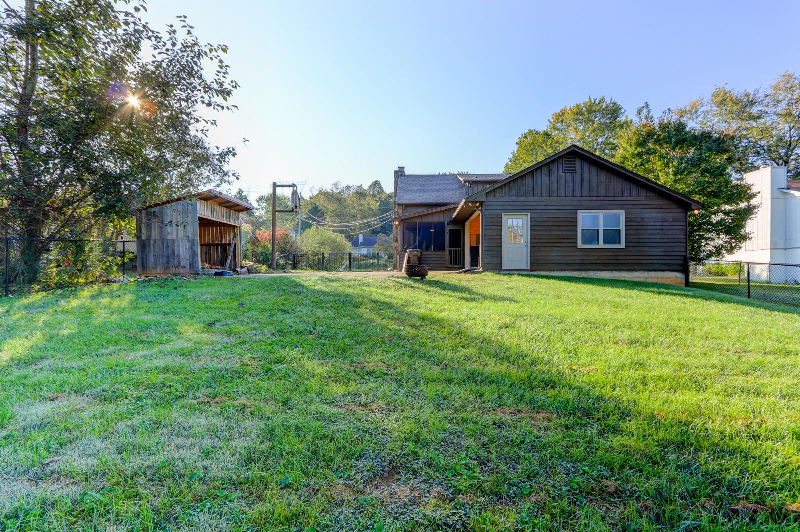 8813 Flintlock Road Knoxville, TN 37931 - Photo 17 of 19 Gallery Image 17