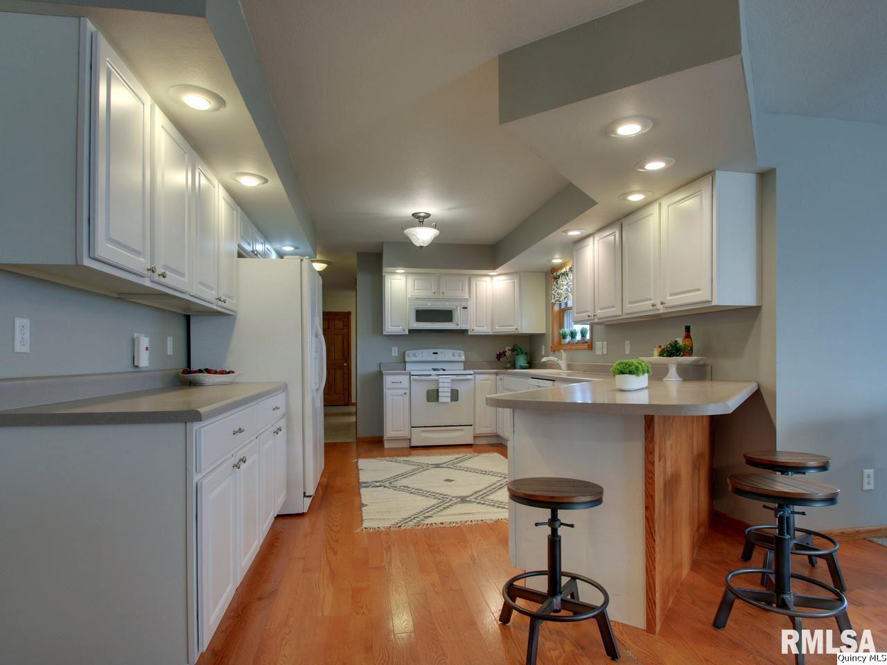 2056 East 2300th Street Camp Point, IL 62320 - Photo 11 of 34 Gallery Image 11