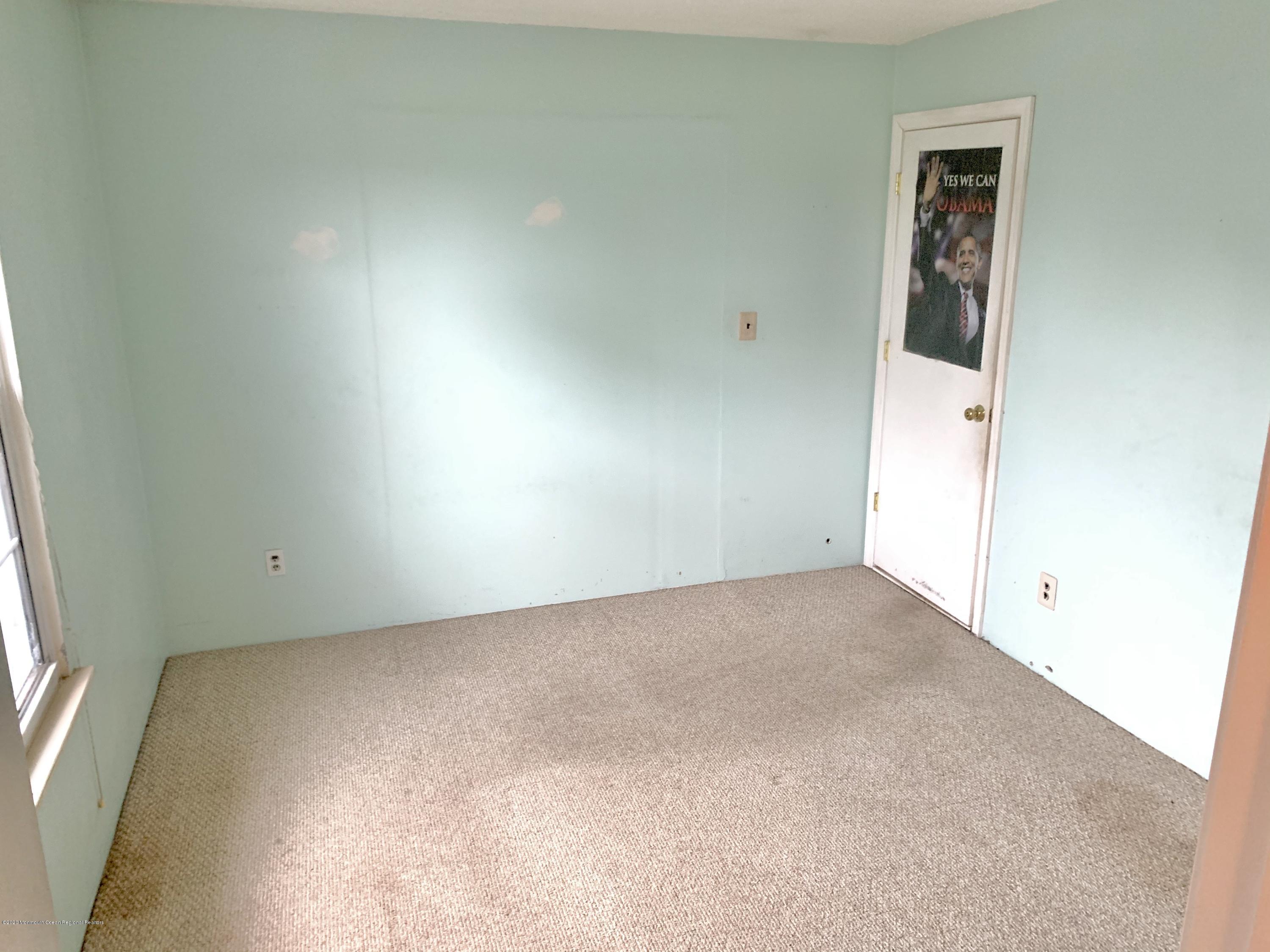 87 Frontier Way Tinton Falls, NJ 07753 - Photo 10 of 11 IMG_6384