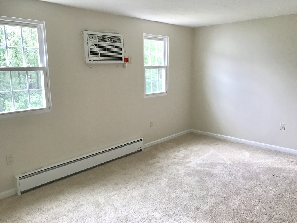 16 Plantation Road, Unit 16 Oxford, MA 01540 - Photo 14 of 22 Gallery Image 14