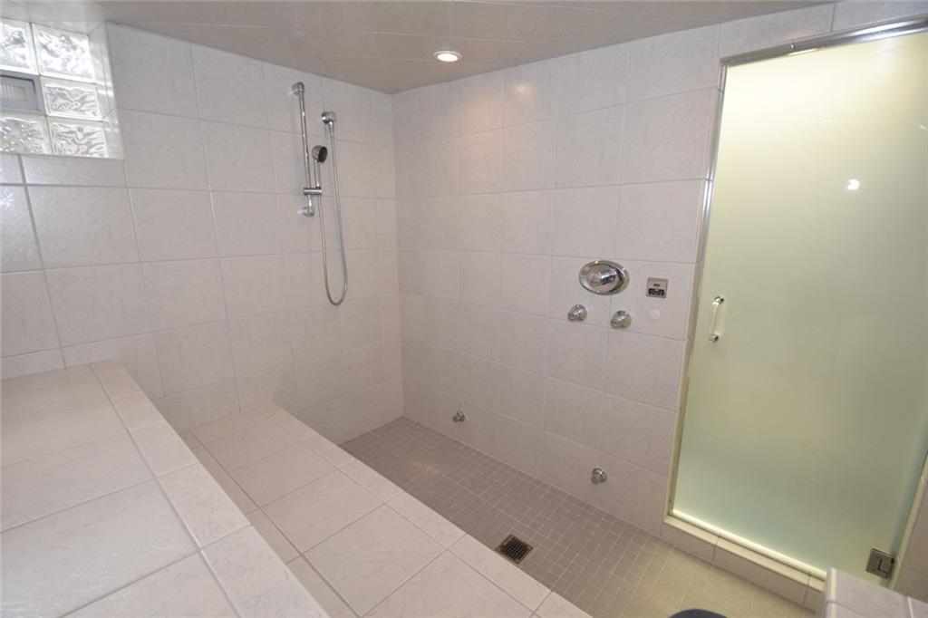 545 Miranda Road Pittsburgh, PA 15241 - Photo 22 of 25 Gallery Image 22