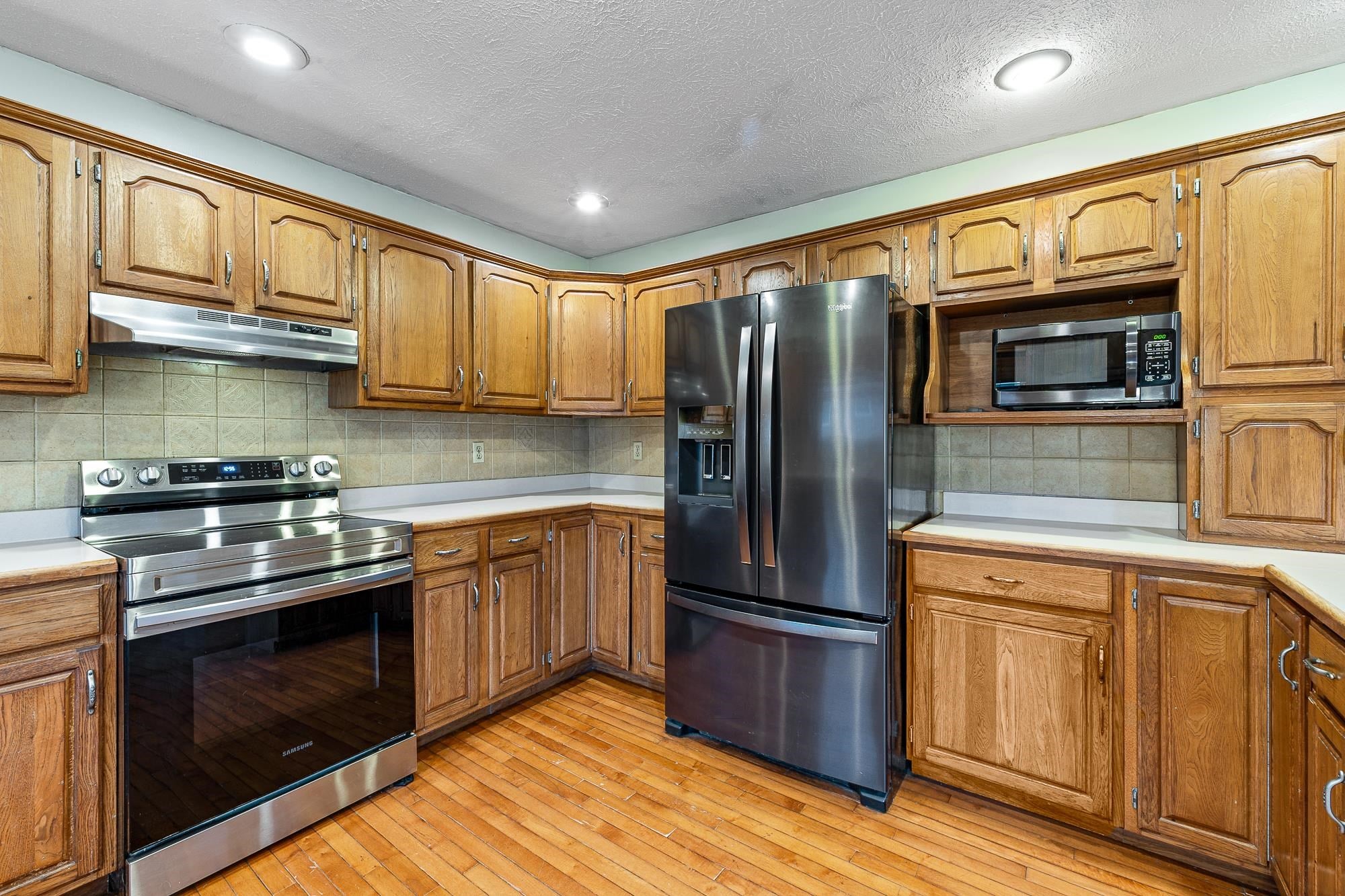 6331 Camp Creek Road Huntington, WV 25701 - Photo 12 of 31 Gallery Image 12