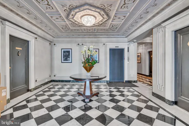 $499,900 | 1026 16th Street Northwest, Unit 505, Washington, DC 20036