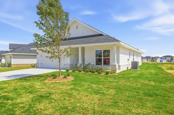 $2,500 | 530 Alleyoak Lane, Freeport, FL 32439