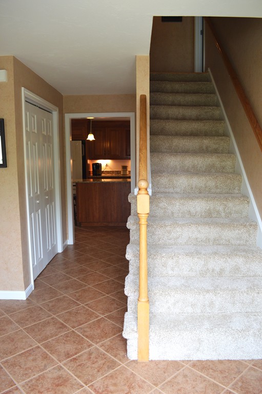 64 Hillcrest Road Northbridge, MA 01588 - Photo 10 of 17