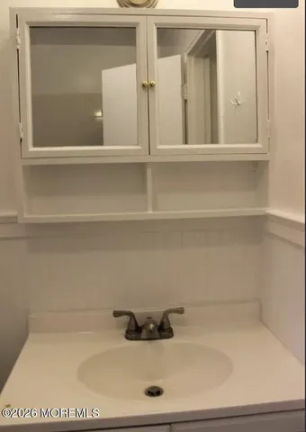 $2,050 | 711 Wall Road, Unit 2, Spring Lake, NJ 07762