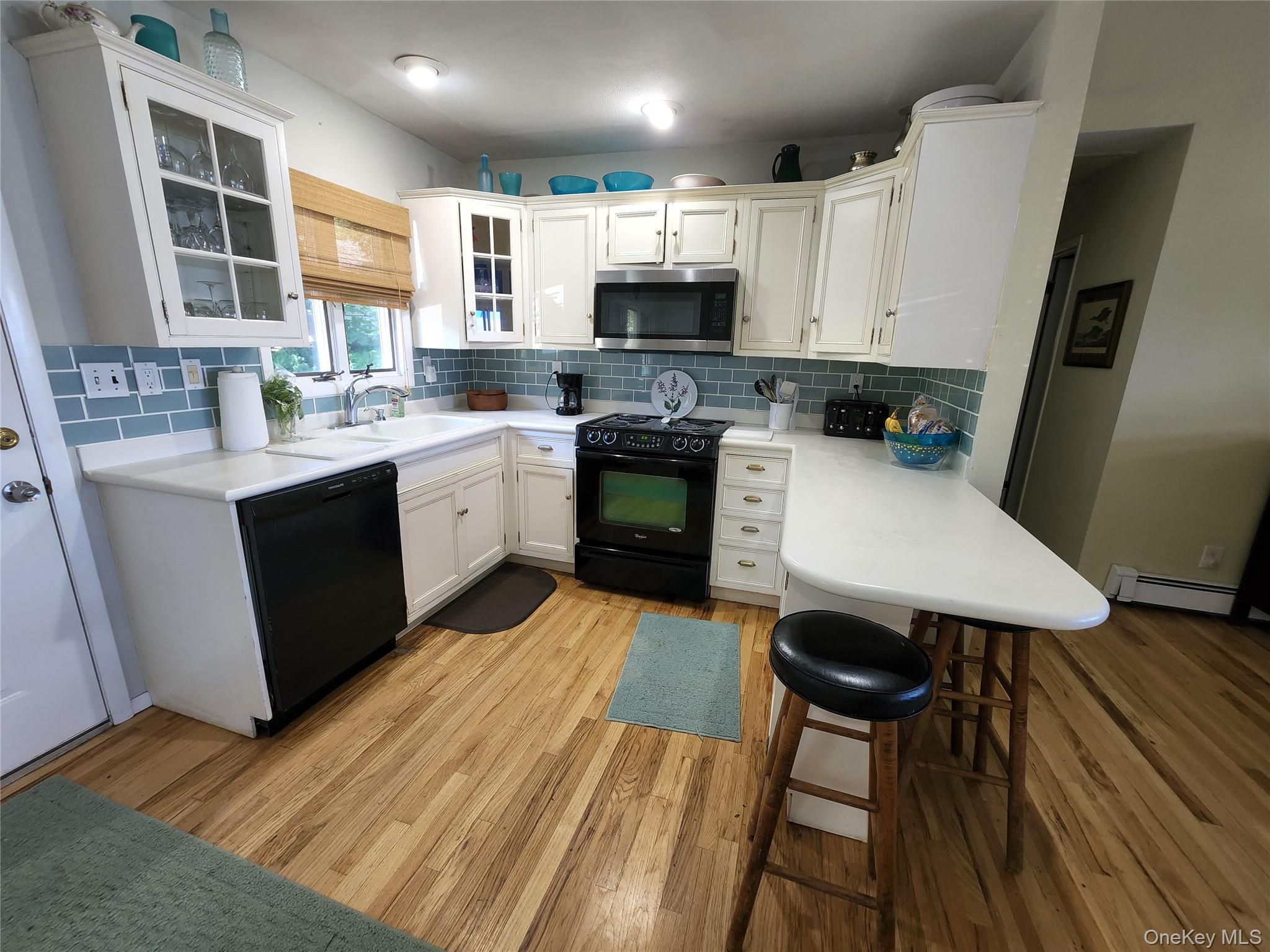 7 Riverhead Road Sound Beach, NY 11789 - Photo 6 of 33