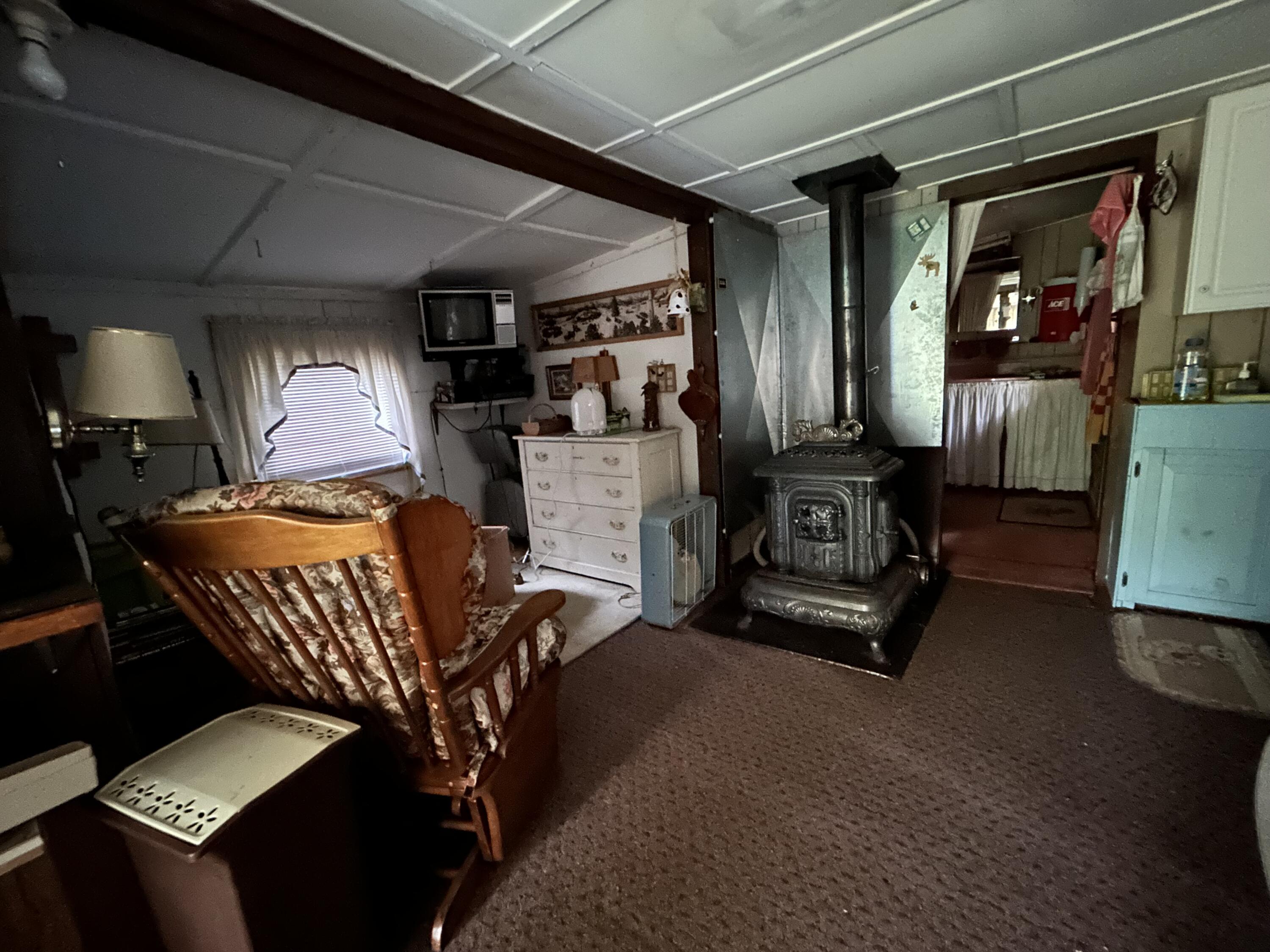 4 Gilbert Circle Oquossoc, ME 04964 - Photo 6 of 32 IMG_3017