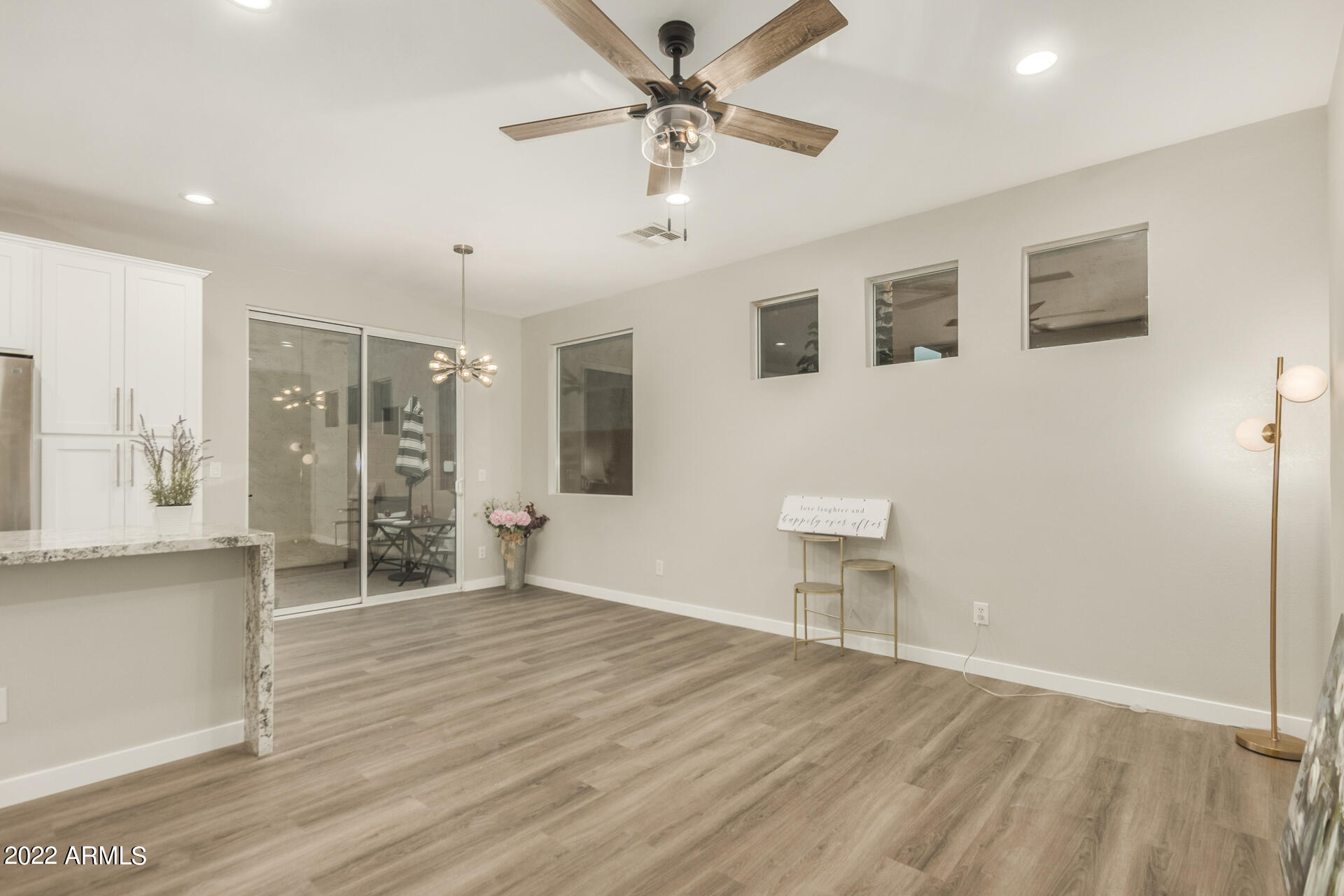 1427 East Romley Road Phoenix, AZ 85040 - Photo 11 of 46 17 - Romley