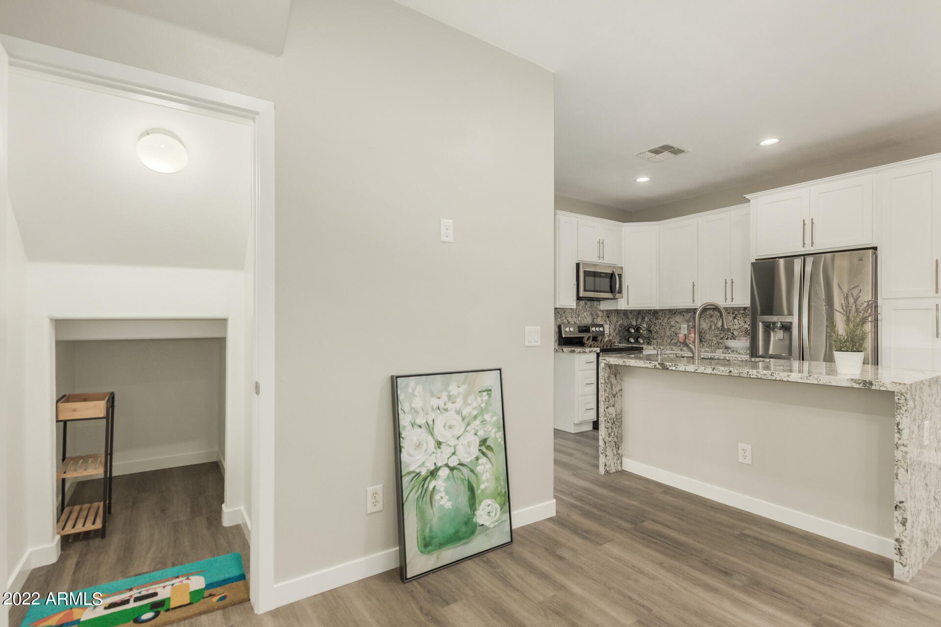 1427 East Romley Road Phoenix, AZ 85040 - Photo 13 of 46 19 - Romley