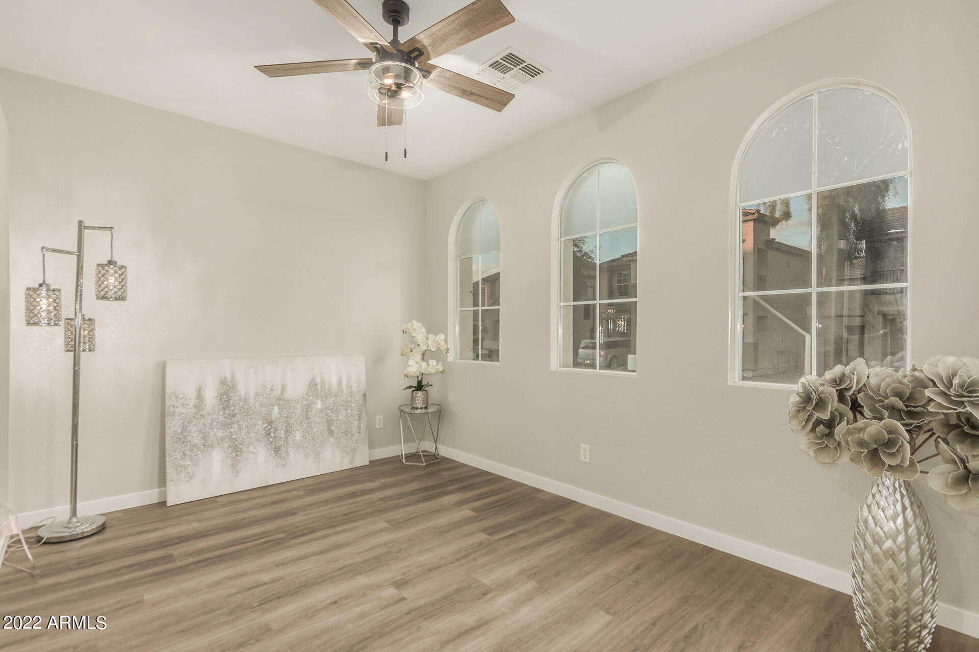 1427 East Romley Road Phoenix, AZ 85040 - Photo 10 of 46 16 - Romley