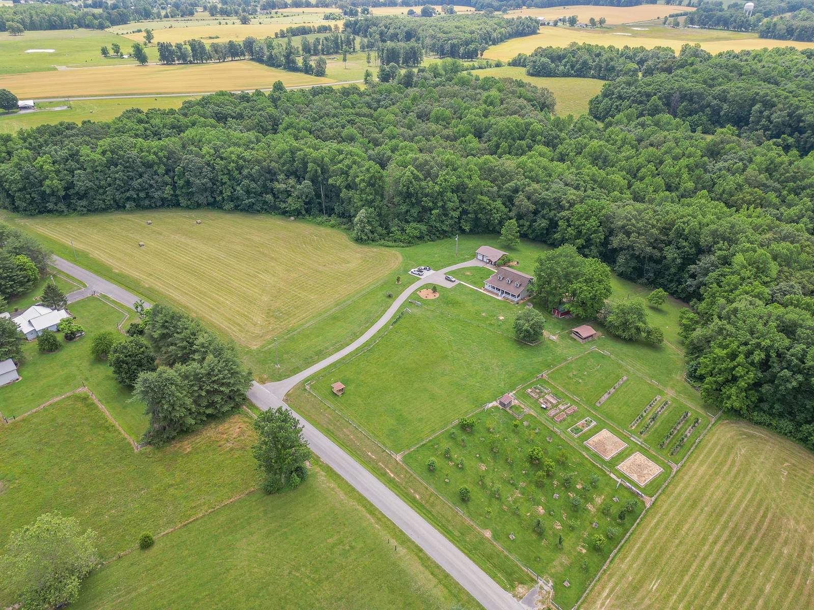 1421 Pea Ridge Road Manchester, TN 37355 - Photo 53 of 62 a view of a tennis court