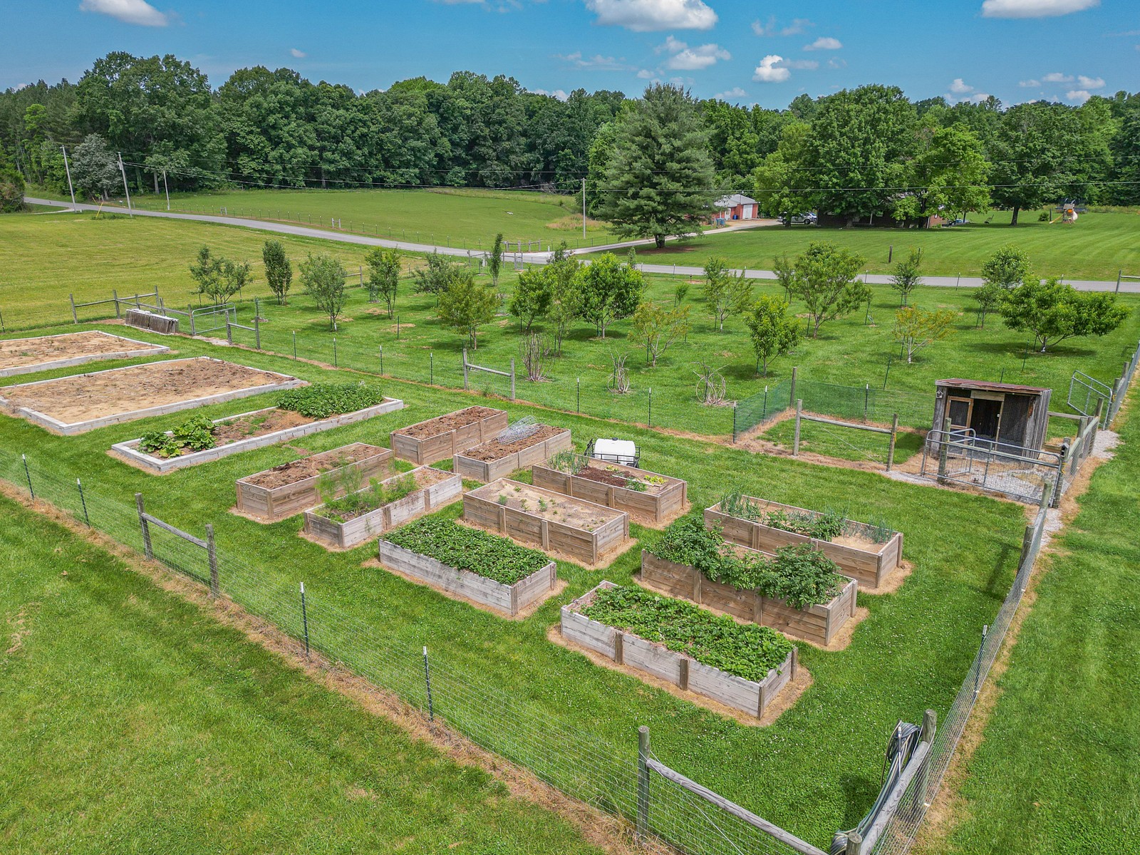 1421 Pea Ridge Road Manchester, TN 37355 - Photo 60 of 62 a view of a field with sitting area