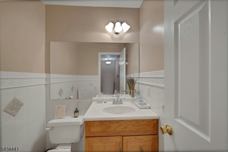 72 Marrow Street Newark, NJ 07103 - Photo 11 of 20
