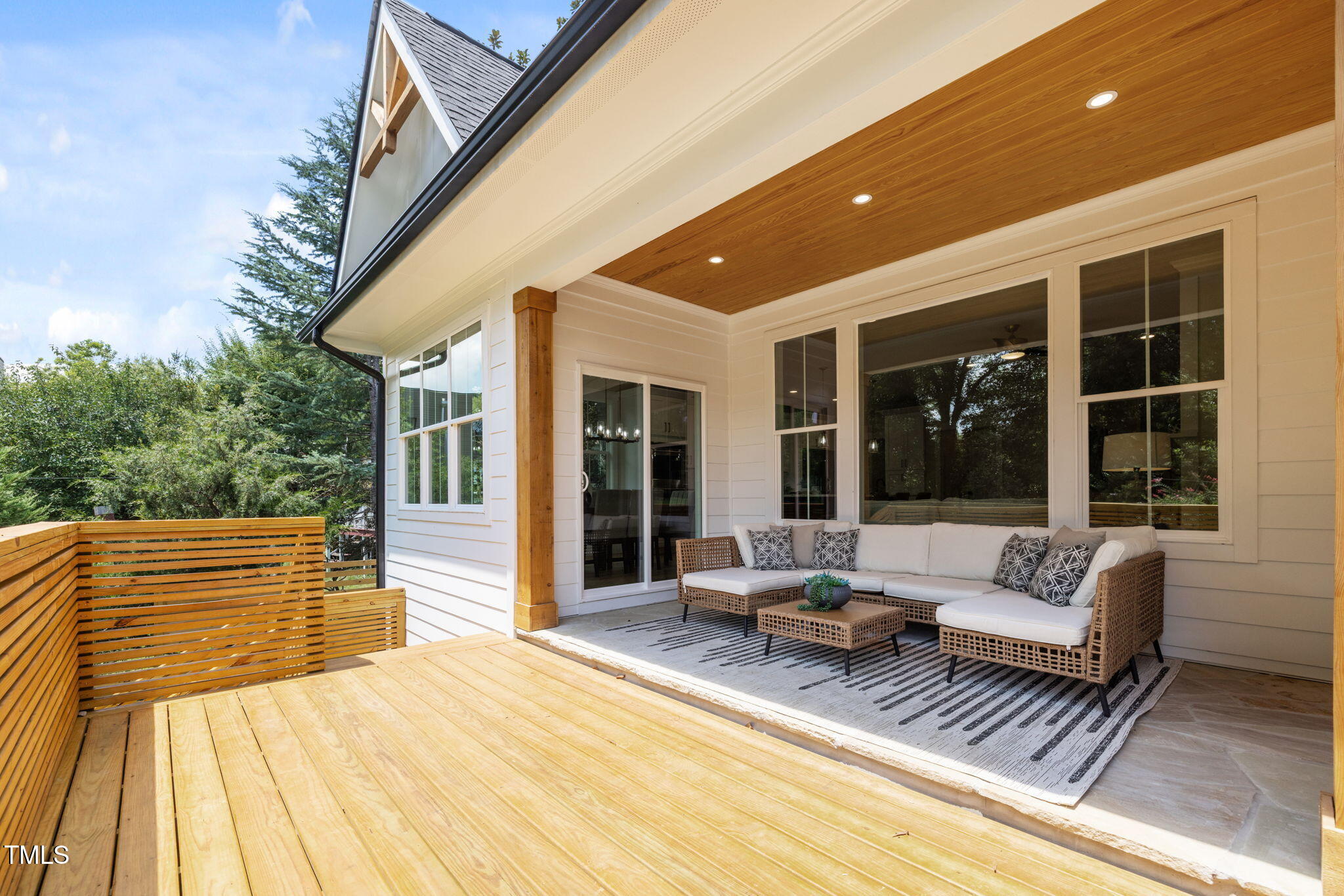 121 West Braxton Foushee Street Carrboro, NC 27510 - Photo 35 of 50 a lobby with furniture and large windows