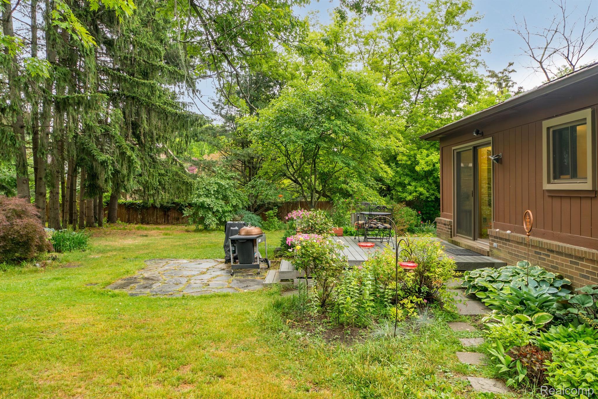 46210 West 11 Mile Road Novi, MI 48374 - Photo 39 of 97 Gallery Image 39