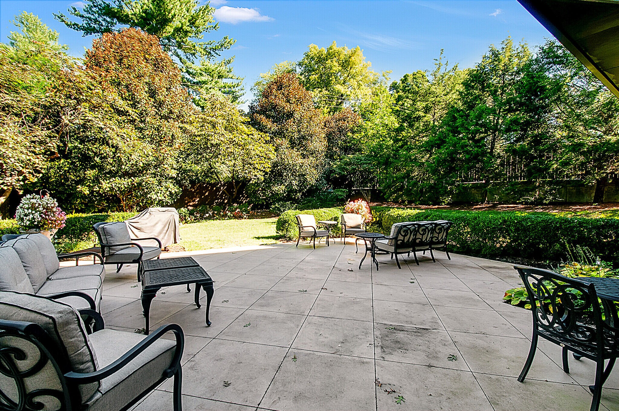 2411 Crestmoor Road, Unit 2 Nashville, TN 37215 - Photo 28 of 36 Gallery Image 28