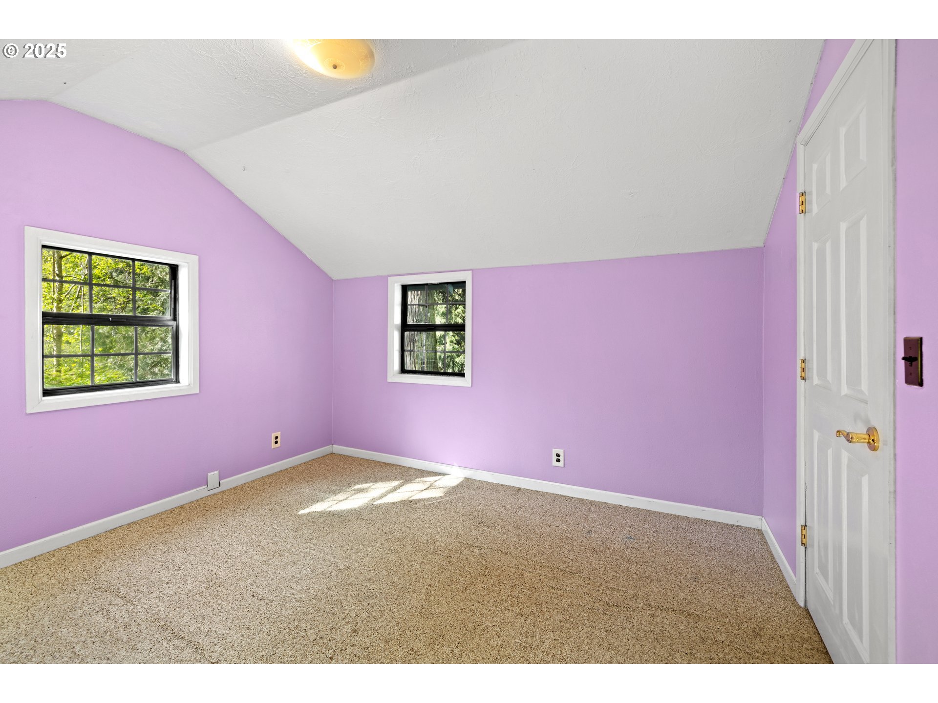 22345 South Poplar Road Estacada, OR 97023 - Photo 32 of 48 Bedroom
