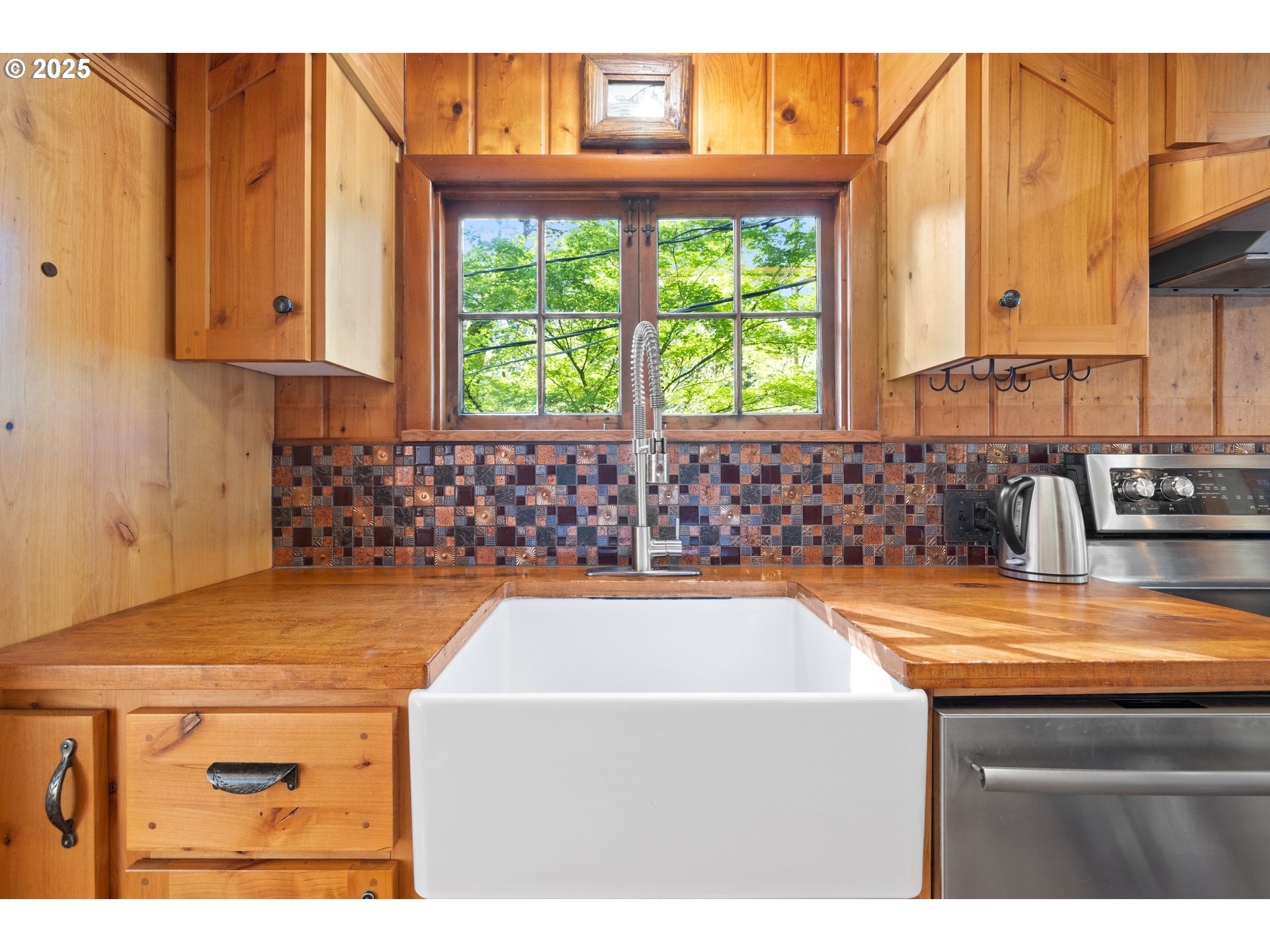 22345 South Poplar Road Estacada, OR 97023 - Photo 10 of 48