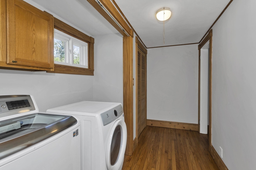 289 Holyoke Road Westfield, MA 01085 - Photo 14 of 23