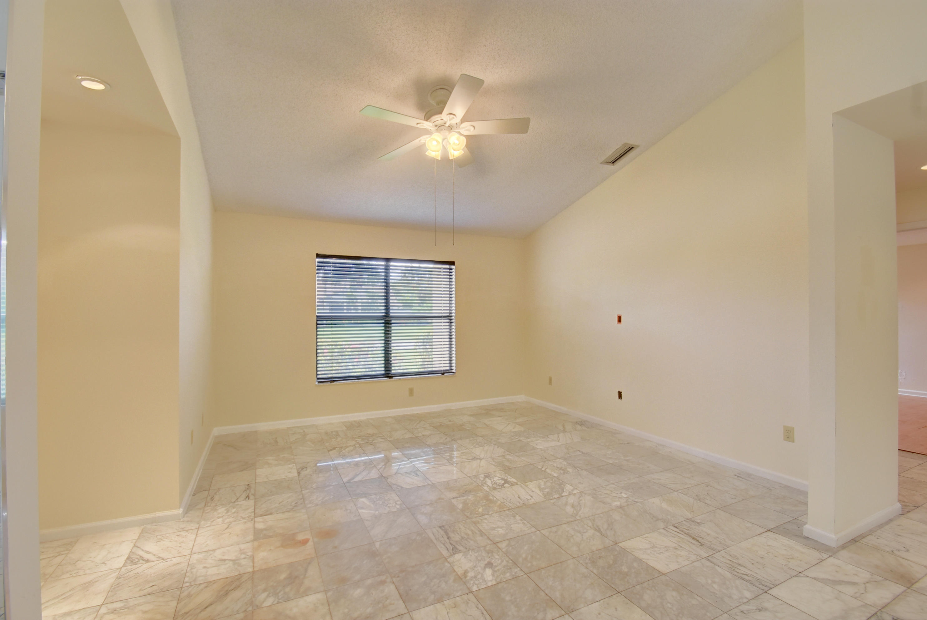 10784 Boca Woods Lane Boca Raton, FL 33428 - Photo 11 of 55 Virtuals1 (11)