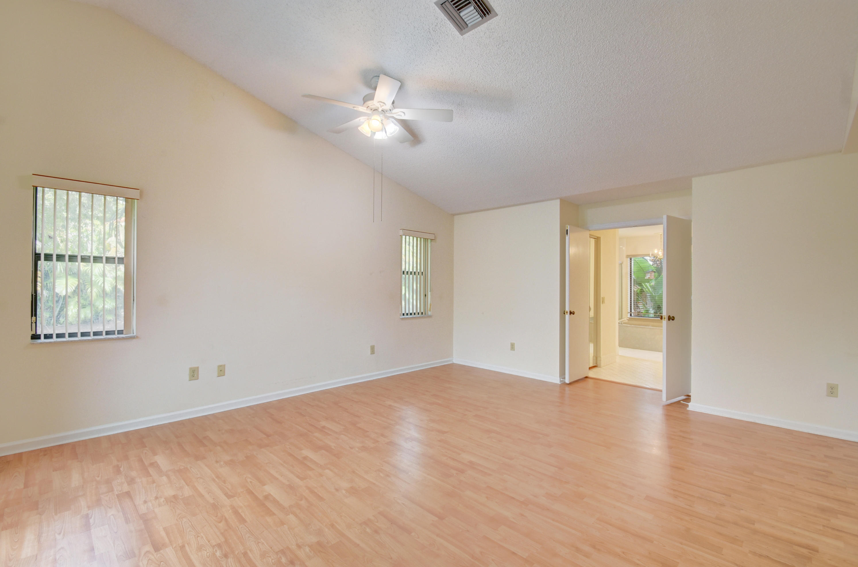 10784 Boca Woods Lane Boca Raton, FL 33428 - Photo 19 of 55 Virtuals1 (19)