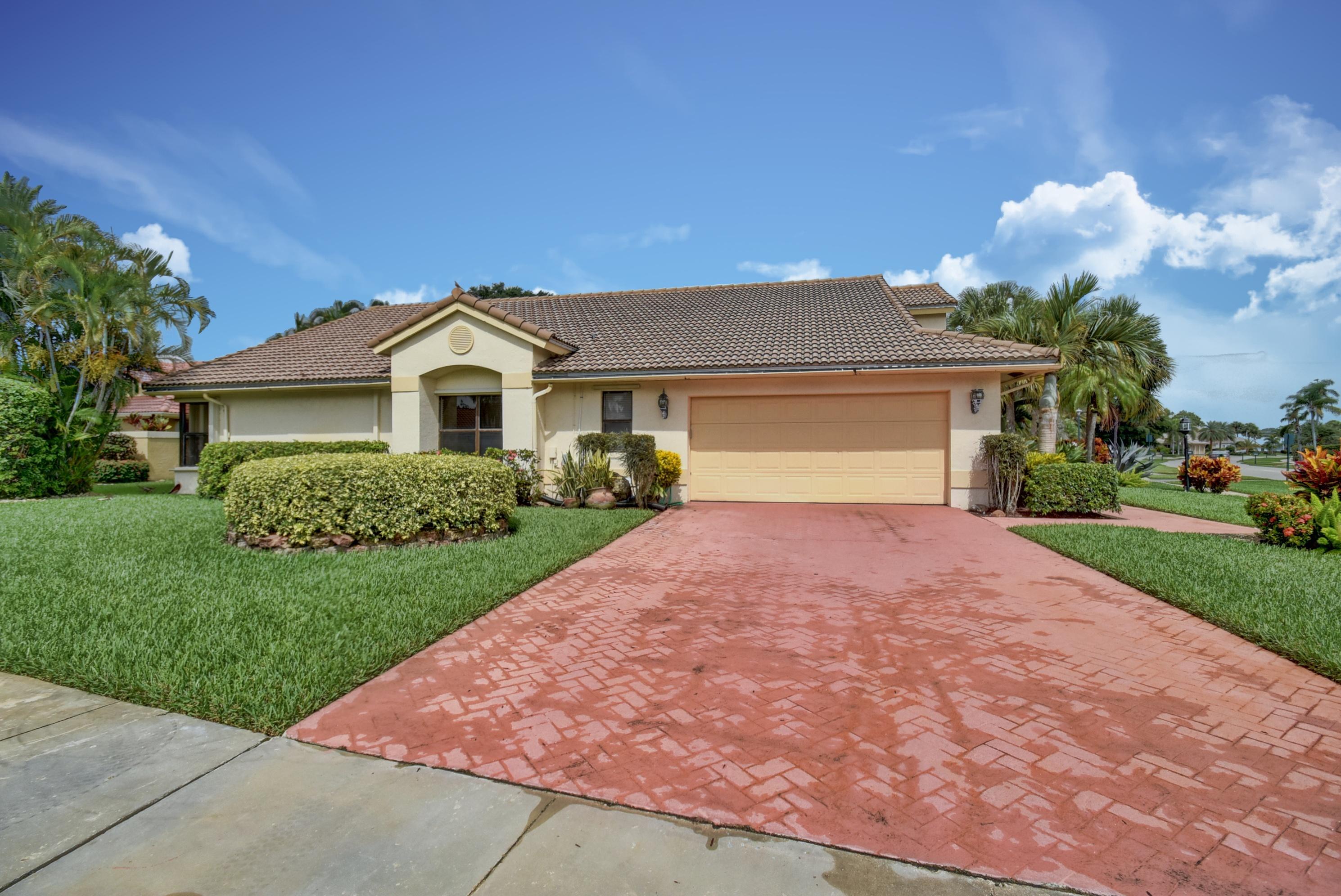 10784 Boca Woods Lane Boca Raton, FL 33428 - Photo 3 of 55 Virtuals1 (3)