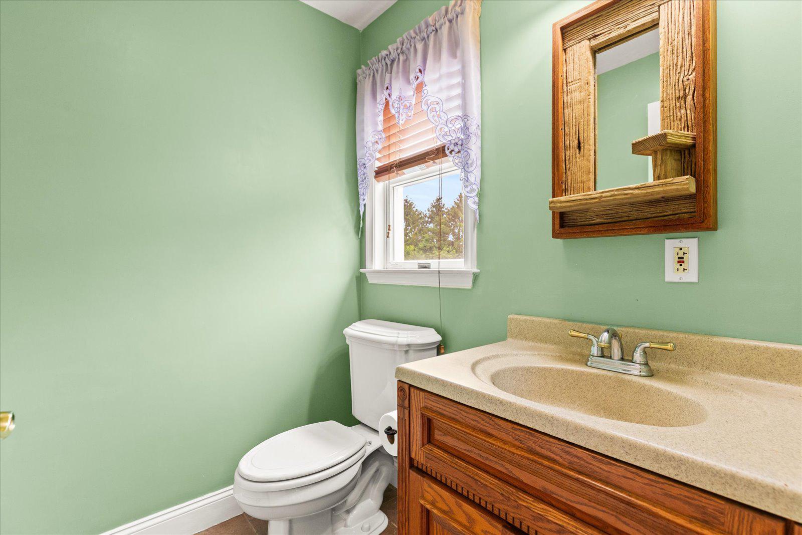 333 Newcomer Road Windsor, PA 17366 - Photo 18 of 112 1/2 Bath