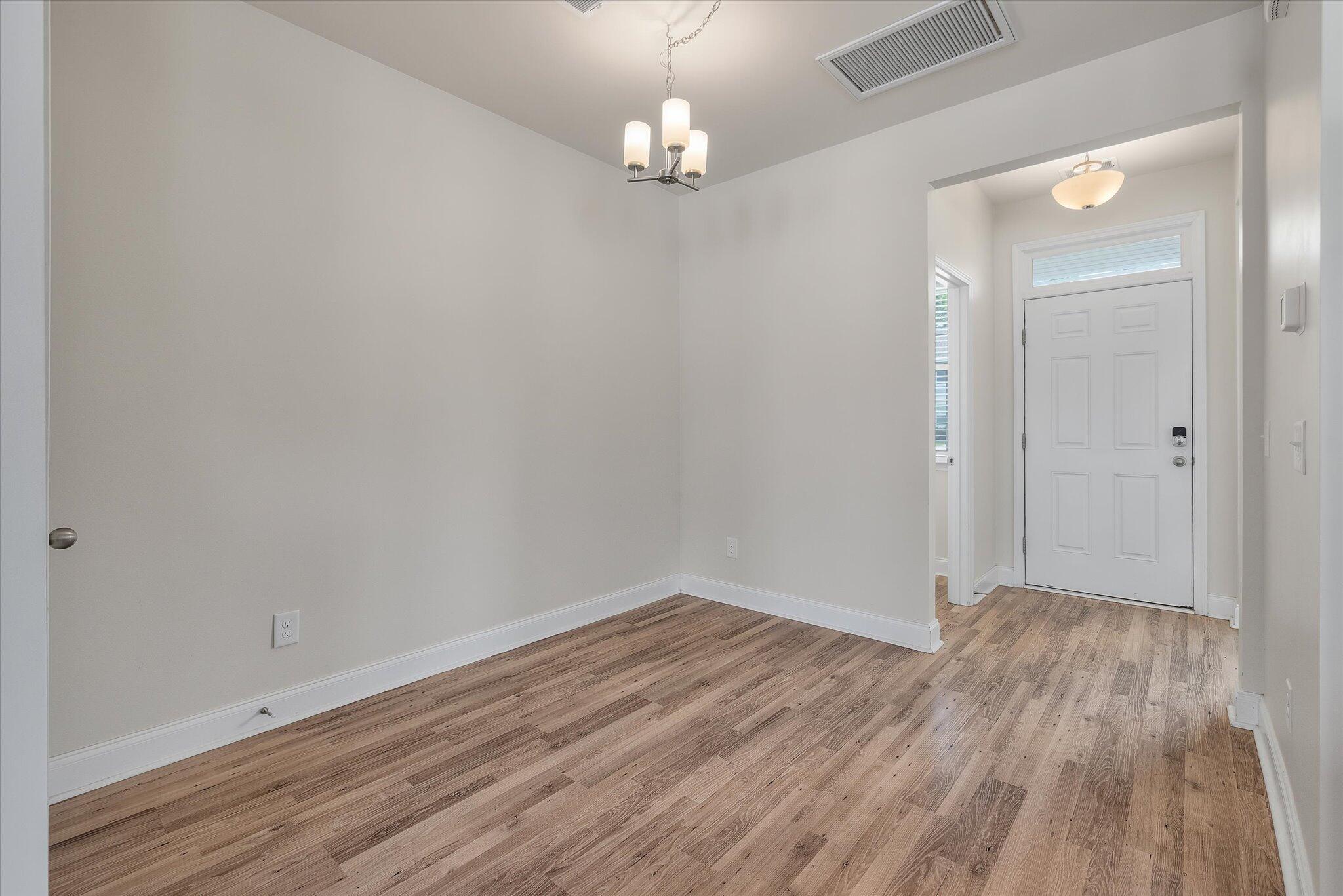 7780 Montview Road North Charleston, SC 29418 - Photo 9 of 22 09-7780 Montview_i_Lowcountry_Exposure-6