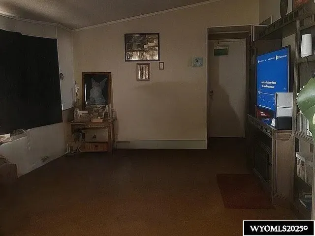 $240,000 | 222 Roosevelt Avenue, Evanston, WY 82930