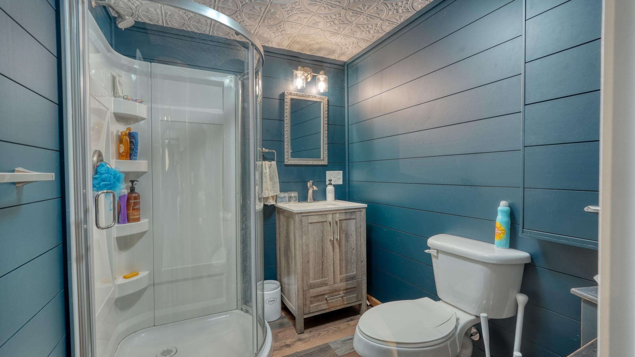 18847 Sugartree Road Freeport, OH 43973 - Photo 17 of 26 16
