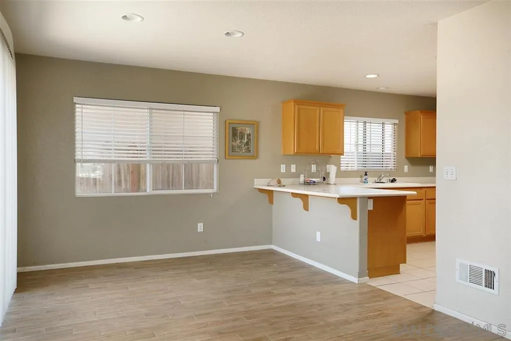 2025 Green Ridge Circle Lompoc, CA 93436 - Photo 4 of 24 Gallery Image 4