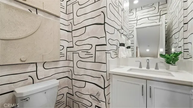 $922,990 | 1730 East Park Lane, Unit 16, Anaheim, CA 92805