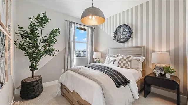 $922,990 | 1730 East Park Lane, Unit 16, Anaheim, CA 92805