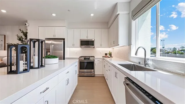 $922,990 | 1730 East Park Lane, Unit 16, Anaheim, CA 92805