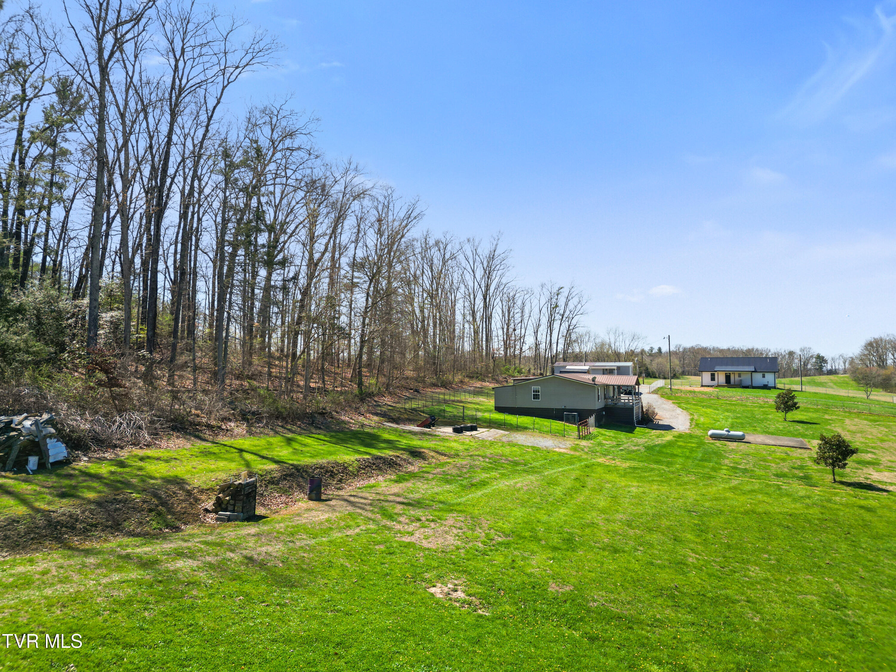 645-647 Seaton Road Afton, TN 37616 - Photo 17 of 48 DJI_0189