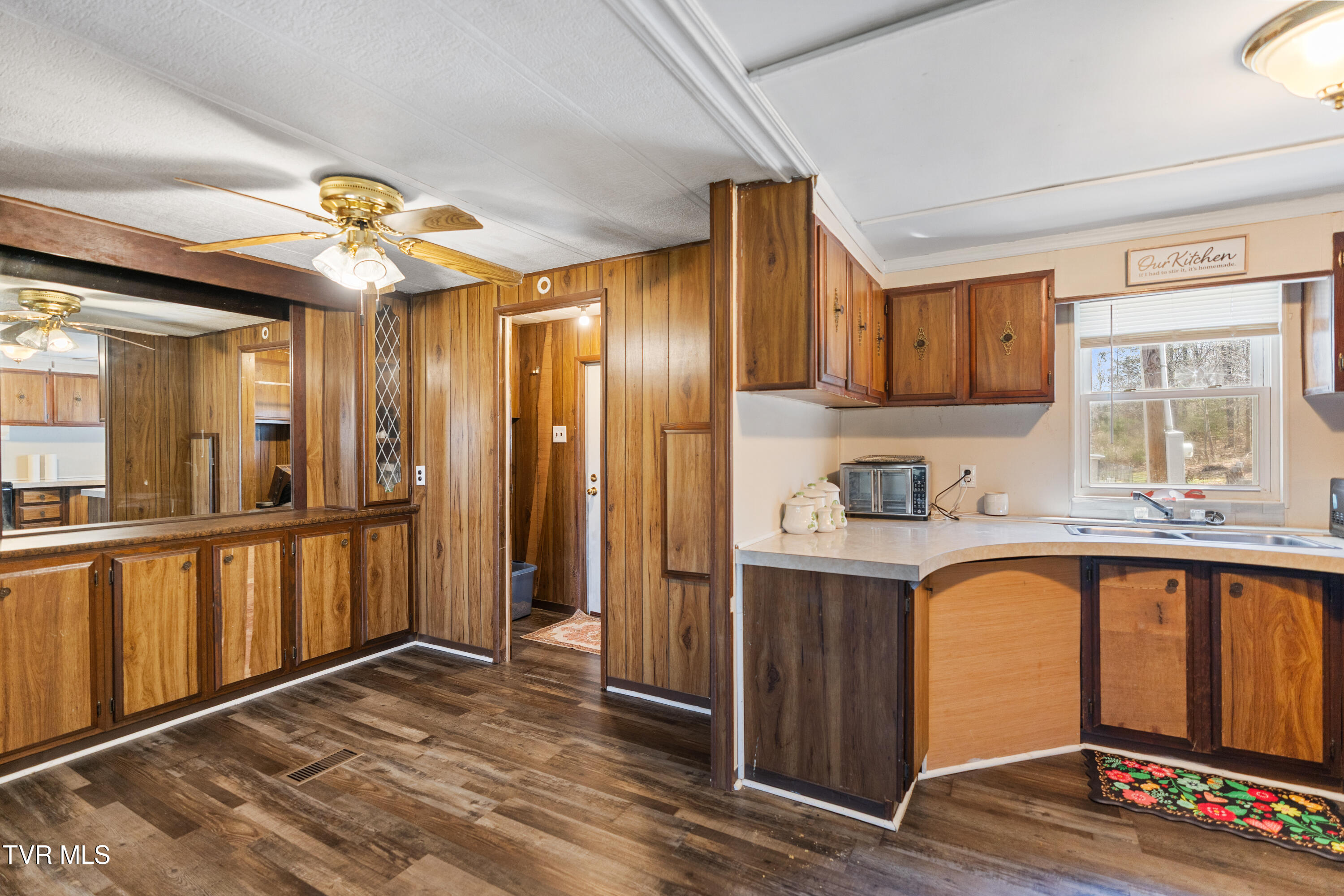 645-647 Seaton Road Afton, TN 37616 - Photo 23 of 48 DSC09362